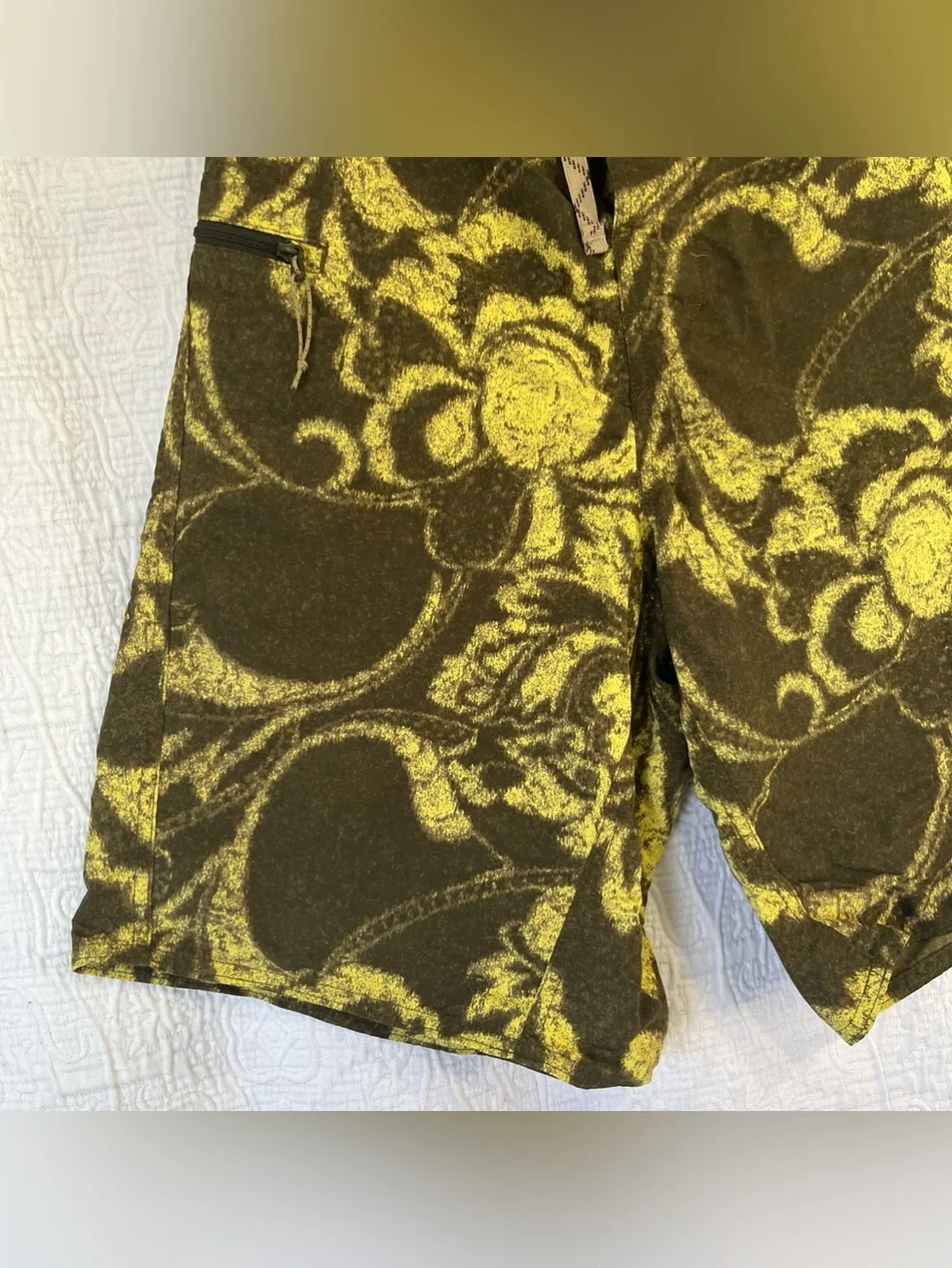 Patagonia Wavefarer Board Shorts Mens 30 Floral Unlined 10 in Swim Trunks Beach